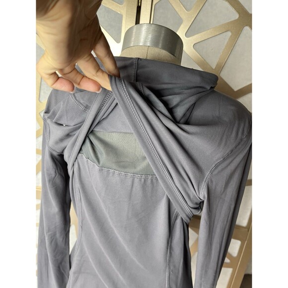 New Essential Bodywear EBW FIT Defined Hooded Yoga Jacket  Women Gray L Large - Picture 3 of 8
